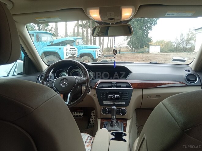 Mercedes C 180 2014, 180,000 km - 1.8 l - Şirvan