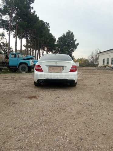 Mercedes C 180 2014, 180,000 km - 1.8 l - Şirvan