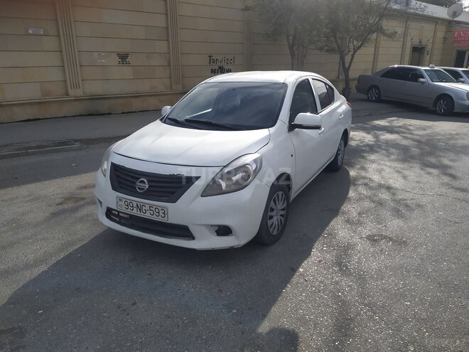 Nissan Sunny 2012, 250,000 km - 1.5 l - Bakı