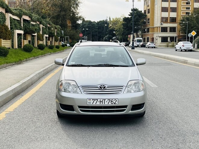 Toyota Corolla 2005, 210,000 km - 1.4 l - Bakı
