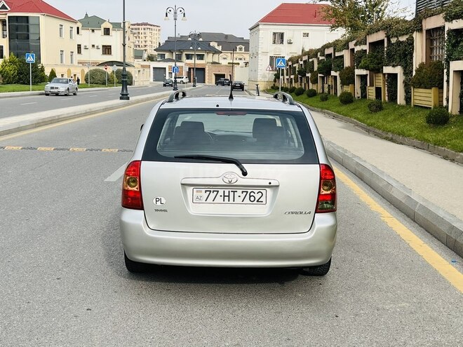 Toyota Corolla 2005, 210,000 km - 1.4 l - Bakı