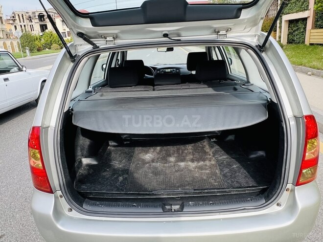 Toyota Corolla 2005, 210,000 km - 1.4 l - Bakı