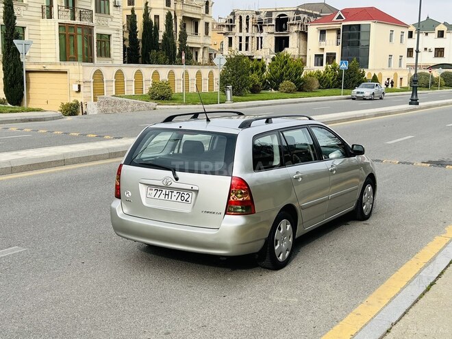 Toyota Corolla 2005, 210,000 km - 1.4 l - Bakı