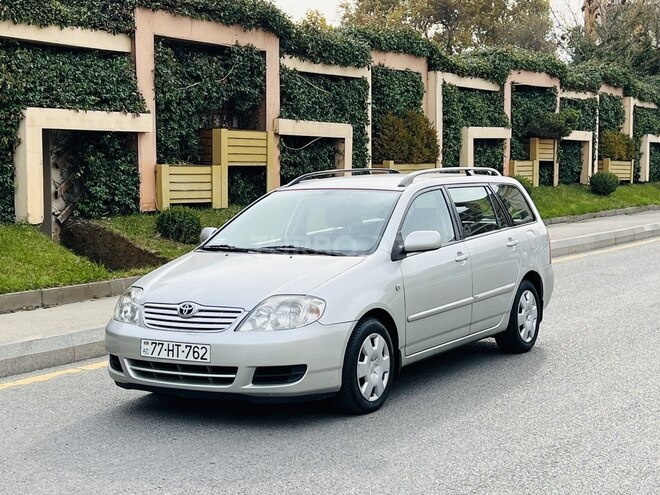 Toyota Corolla 2005, 210,000 km - 1.4 l - Bakı