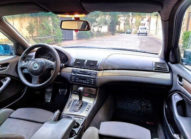 BMW 320 2003, 290,000 km - 2.0 л - Bakı