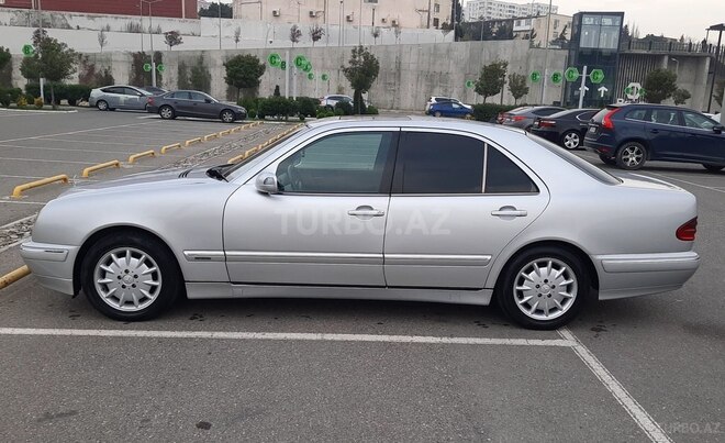 Mercedes E 270 2000, 410,000 km - 2.7 л - Bakı