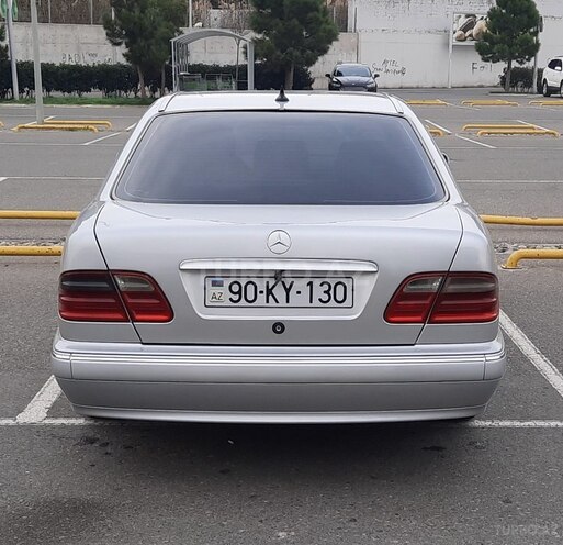 Mercedes E 270 2000, 410,000 km - 2.7 л - Bakı