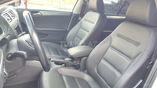 Volkswagen Jetta 2015, 108,000 km - 1.8 l - Bakı