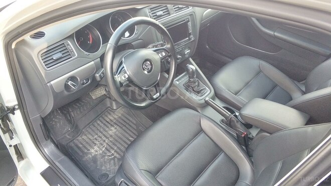 Volkswagen Jetta 2015, 108,000 km - 1.8 l - Bakı