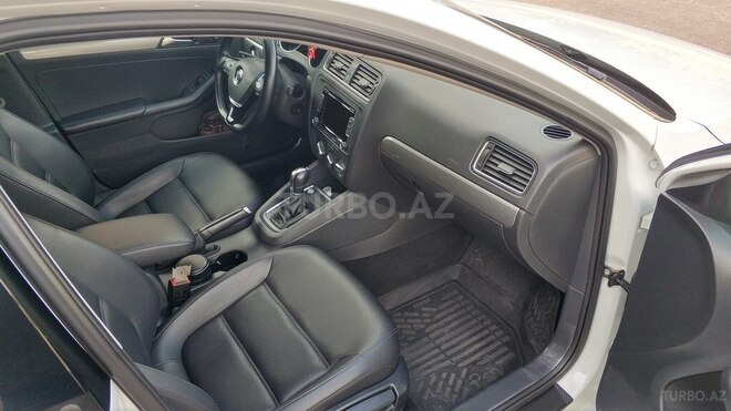 Volkswagen Jetta 2015, 108,000 km - 1.8 l - Bakı