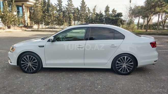 Volkswagen Jetta 2015, 108,000 km - 1.8 l - Bakı