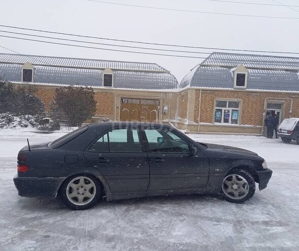 Mercedes C 180 1998, 333,000 km - 1.8 l - Bakı