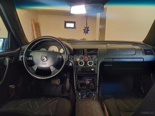 Mercedes C 180 1998, 333,000 km - 1.8 l - Bakı