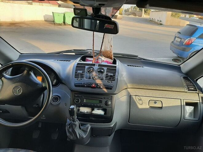 Mercedes Vito 111 2009, 284,500 km - 2.2 l - Bakı