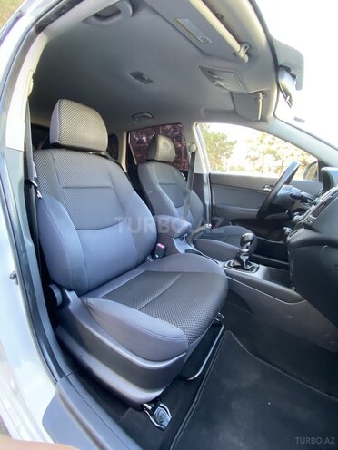 Hyundai i30 2010, 250,000 km - 1.6 l - Bakı