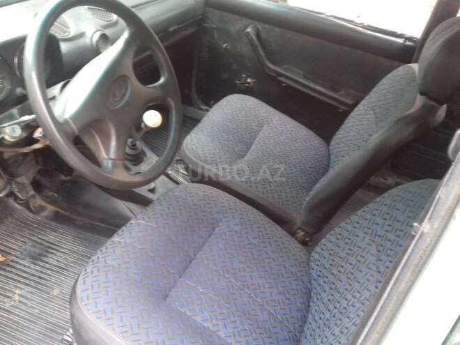 LADA (VAZ) 2106 1989, 36,000 km - 1.5 l - Qax