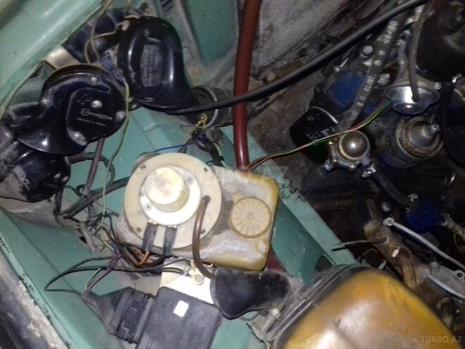 LADA (VAZ) 2106 1989, 36,000 km - 1.5 l - Qax