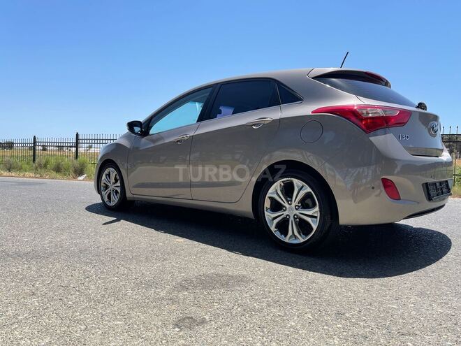 Hyundai i30 2012, 100,000 km - 1.6 л - Bakı