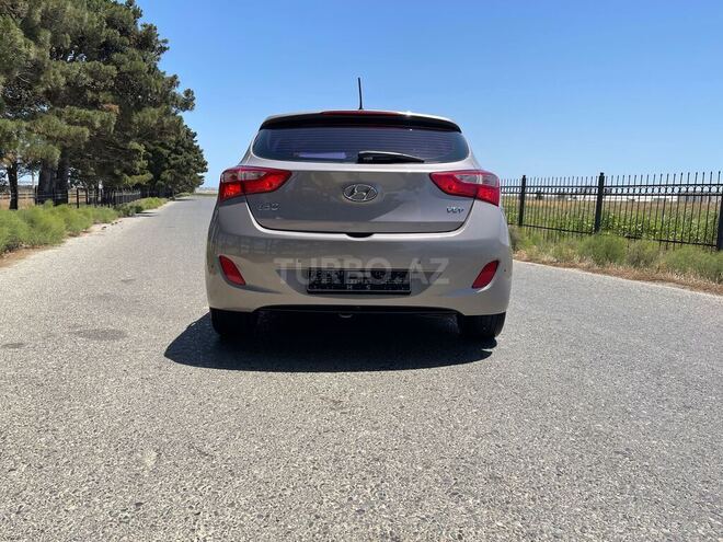 Hyundai i30 2012, 100,000 km - 1.6 л - Bakı