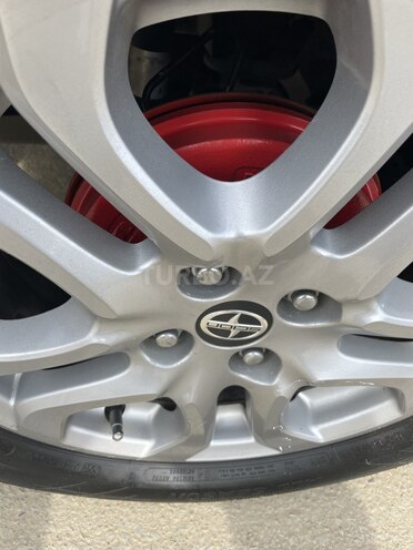 Toyota Yaris 2015, 280,000 km - 1.5 l - Bakı