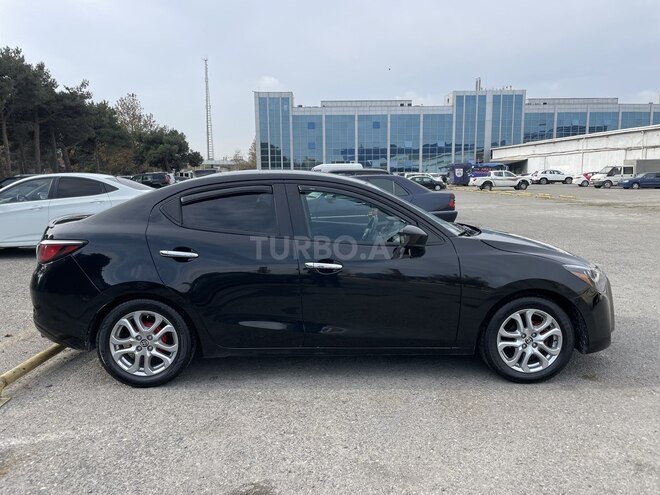 Toyota Yaris 2015, 280,000 km - 1.5 l - Bakı