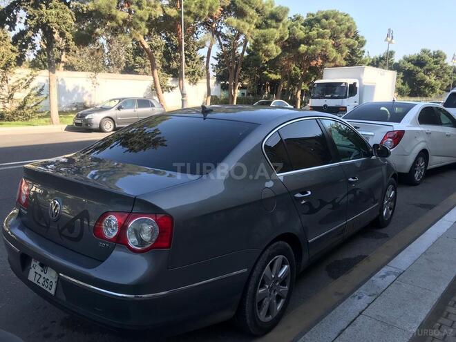 Volkswagen Passat 2006, 320,000 km - 2.0 l - Bakı