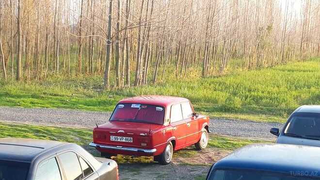 LADA (VAZ) 21011 1985, 300,000 km - 1.3 л - Salyan