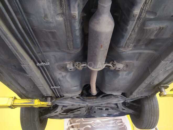 Toyota Corolla 2006, 170,000 km - 1.6 l - Bakı