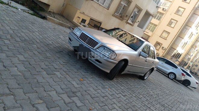 Mercedes C 200 1995, 284,560 km - 2.0 l - Bakı