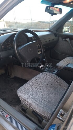 Mercedes C 200 1995, 284,560 km - 2.0 l - Bakı