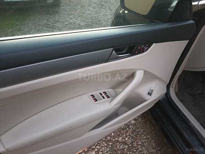 Volkswagen Passat 2012, 208,088 km - 2.5 l - Sumqayıt