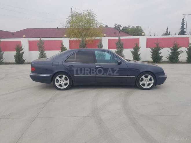 Mercedes E 220 2000, 480,000 km - 2.2 л - Bakı