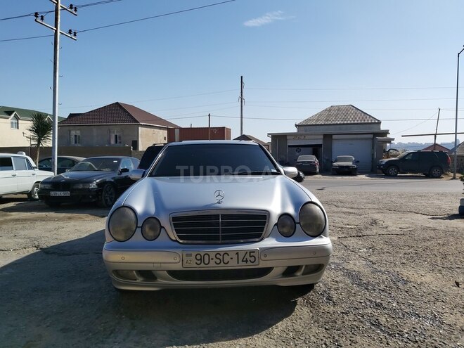Mercedes E 220 2001, 536,000 km - 2.2 l - Bakı