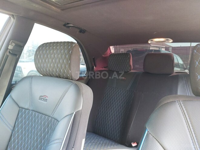 Mercedes E 220 2001, 536,000 km - 2.2 l - Bakı