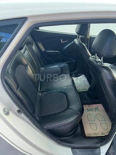 Hyundai ix35 2011, 114,000 km - 2.0 l - Bakı