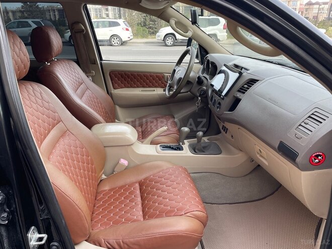 Toyota Fortuner 2007, 252,000 km - 2.7 l - Bakı