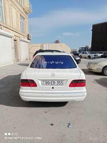 Mercedes E 320 2001, 159,894 km - 3.2 l - Bakı