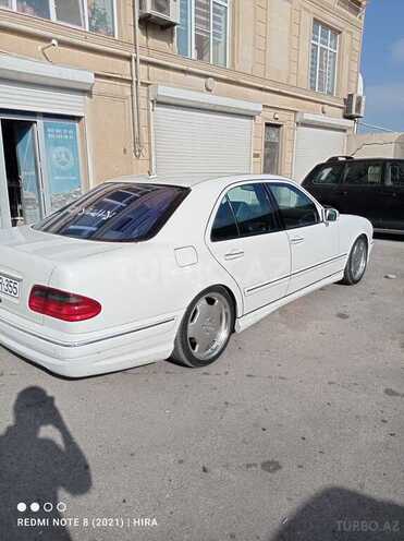 Mercedes E 320 2001, 159,894 km - 3.2 l - Bakı