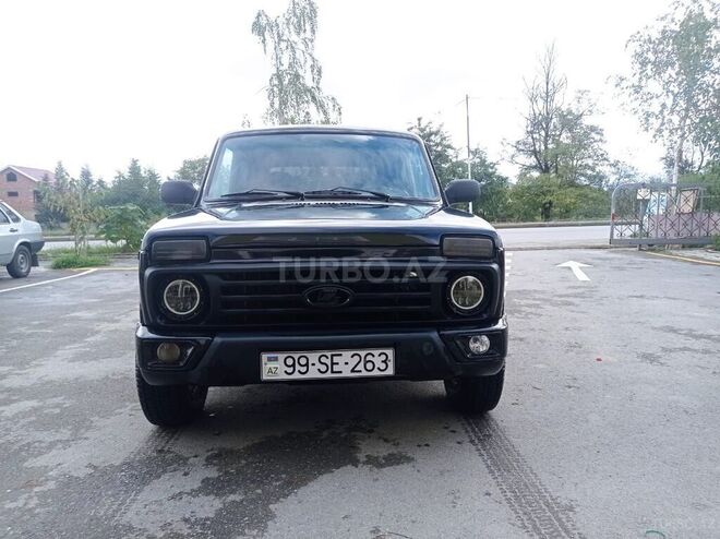 LADA (VAZ) Niva 2008, 220,000 km - 1.7 l - Qusar