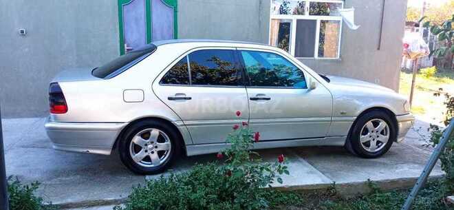 Mercedes C 220 1999, 250,000 km - 2.2 l - Xaçmaz