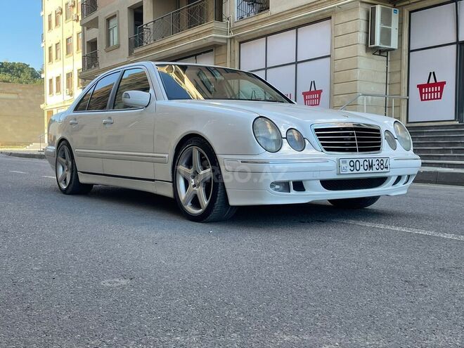 Mercedes E 320 2001, 257,000 km - 3.2 л - Bakı