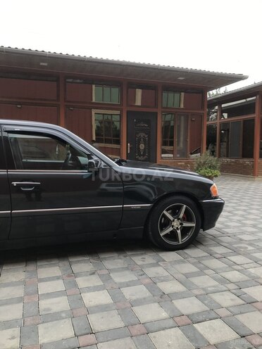 Mercedes C 280 1995, 155,000 km - 2.8 л - Şirvan