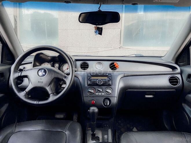 Mitsubishi Outlander 2003, 250,000 km - 2.4 л - Bakı