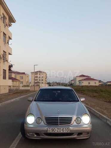 Mercedes E 220 1999, 422,000 km - 2.2 л - Bakı