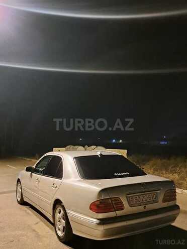 Mercedes E 220 1999, 422,000 km - 2.2 л - Bakı