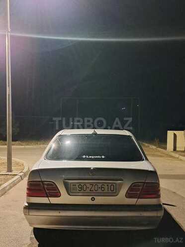 Mercedes E 220 1999, 422,000 km - 2.2 л - Bakı
