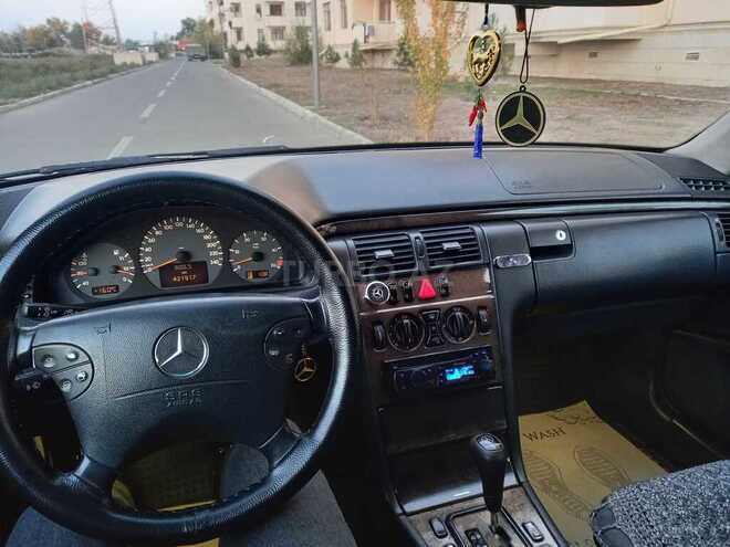 Mercedes E 220 1999, 422,000 km - 2.2 л - Bakı