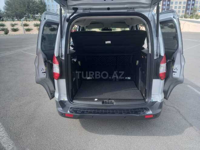 Ford Tourneo Connect 2019, 31,000 km - 1.5 l - Bakı
