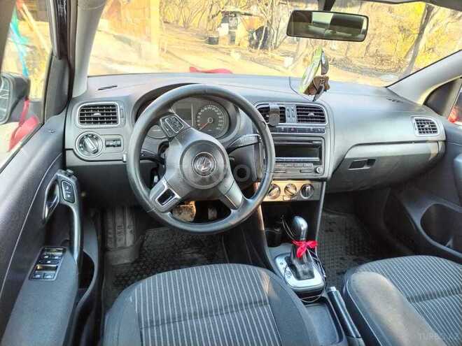 Volkswagen Polo 2012, 300,000 km - 1.6 l - Zaqatala