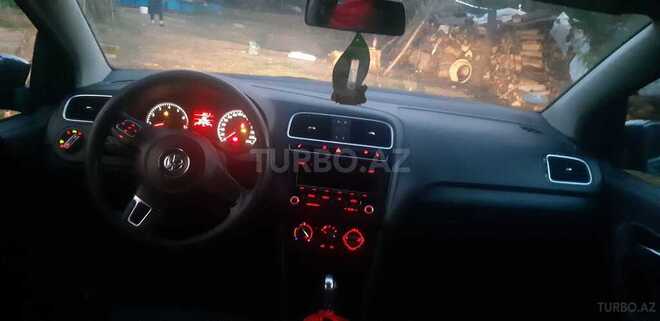 Volkswagen Polo 2012, 300,000 km - 1.6 l - Zaqatala
